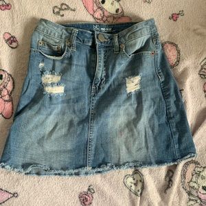 Short y2k aesthetic denim skirt